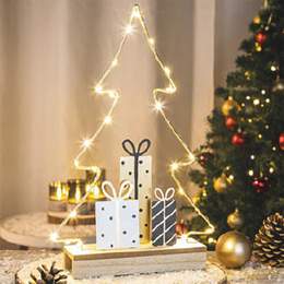 1293135 - LED Tanne mit Geschenken 25ww LED`s ca. 24,5x6x38 cm